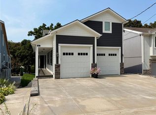 2 W St, Lees Summit, MO 64086