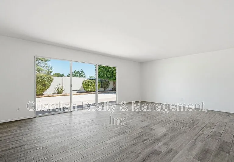 7238 E Joshua Tree Ln — Photo 7