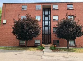 437 Martha St #437, Burlington, ON L7R 2P6