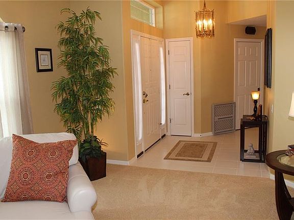 3rd image of 8826 Thoreau Pl
