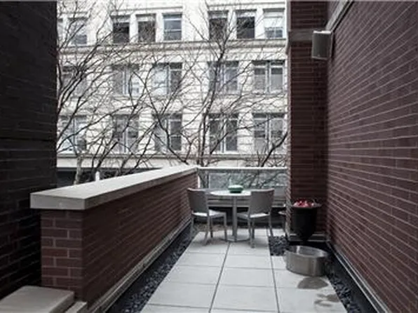 300 Spring Street image 1 of 5