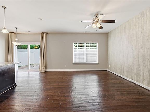 4th image of 260 Floridays Way