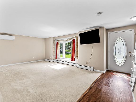 5th image of 4032 Hedwig Dr