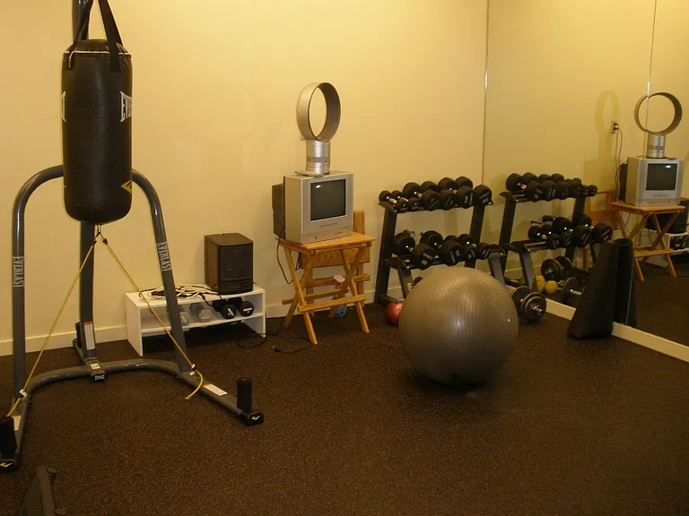 2111 Westlake Ave N #101 — Photo 23