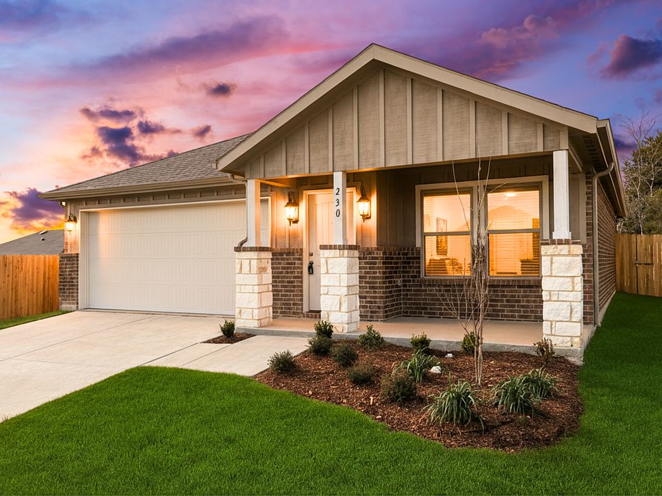 1st image of 301 Knoll Pines Dr