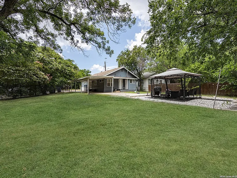 426 Dunning Ave — Photo 7