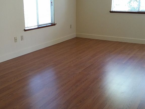 2nd image of 182 1st St E