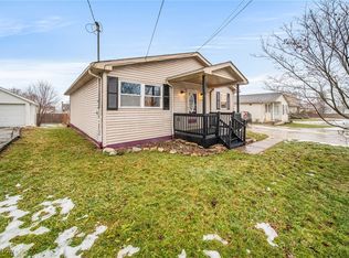 1211 Benton St, Barberton, OH 44203