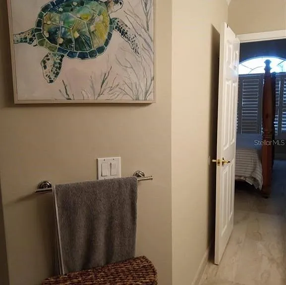 1181 Athlone Way — Photo 43