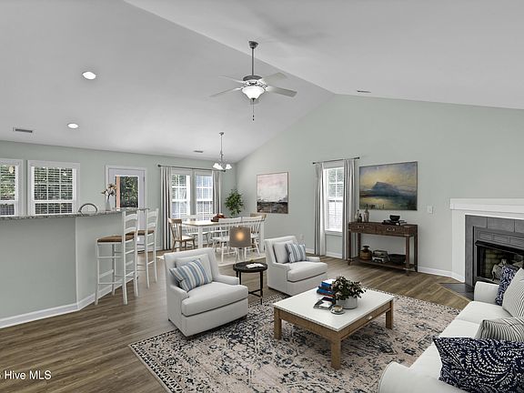 5th image of 186 Windfield Lane