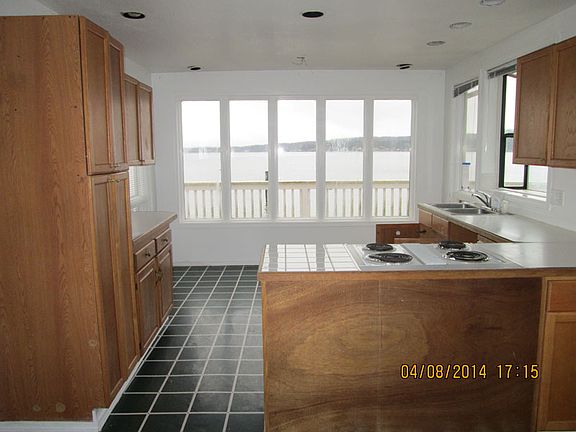 3rd image of 5202 Cromwell Dr NW