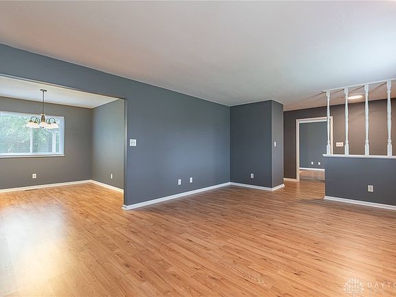 3rd image of 5431 Bromwick Dr