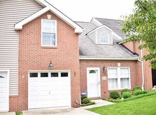 1067 Duncan Ln, Pittsburgh, PA 15236