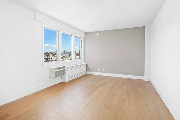 Rented by Corcoran | media 4