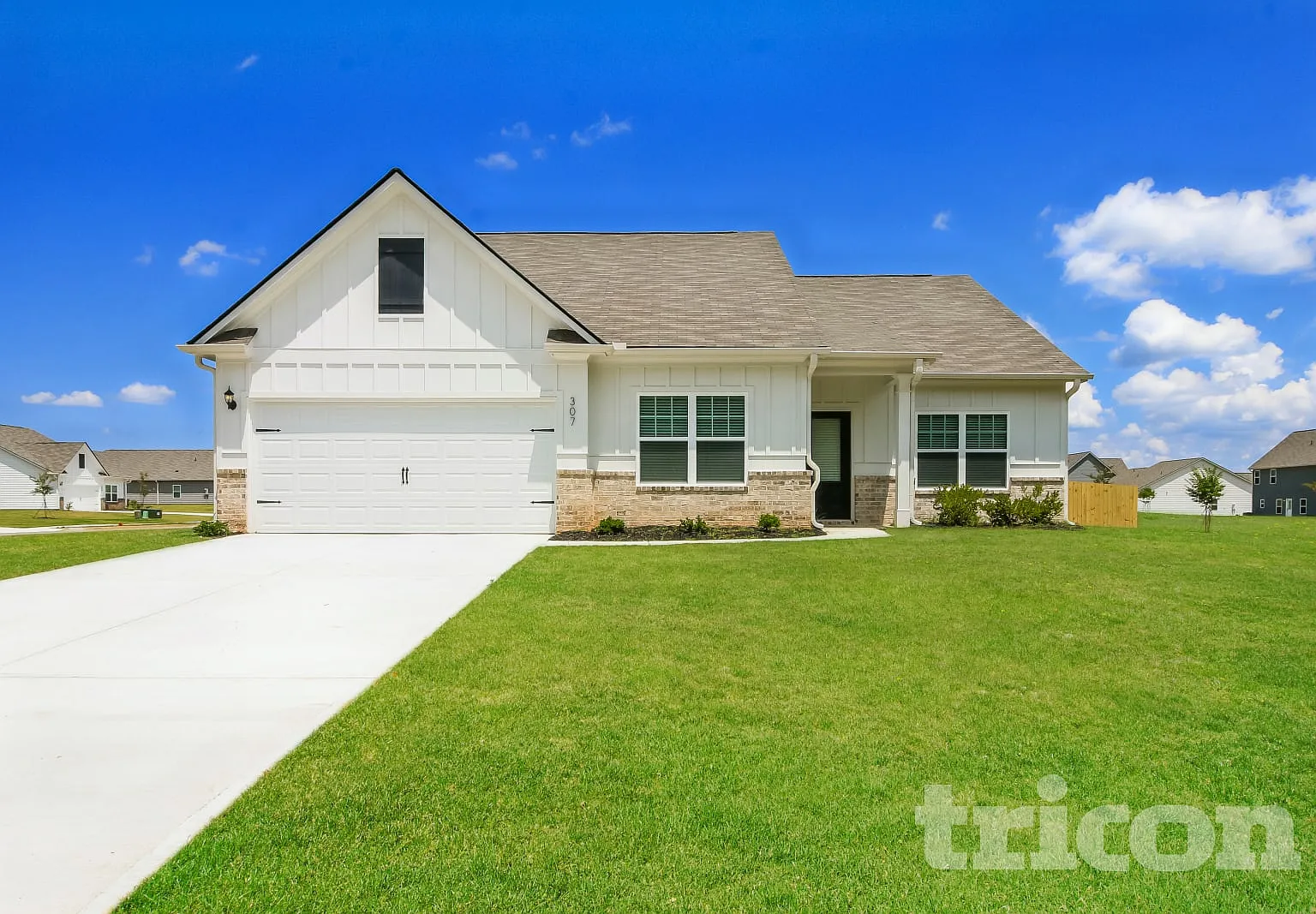 307 Oliver Drive Locust Grove GA — Photo 1