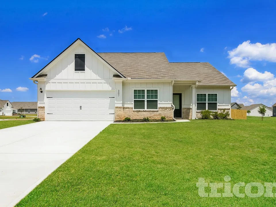 307 Oliver Dr