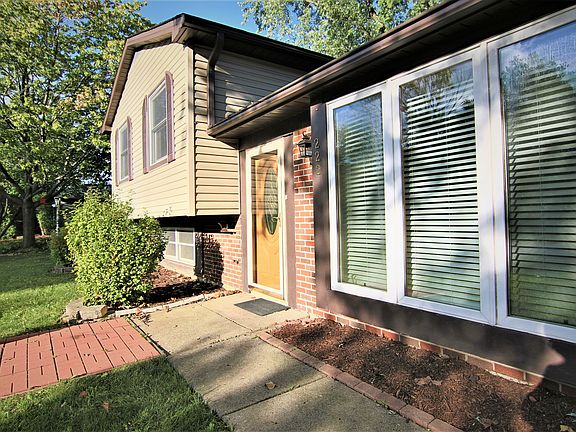2nd image of 222 Plymouth Ln