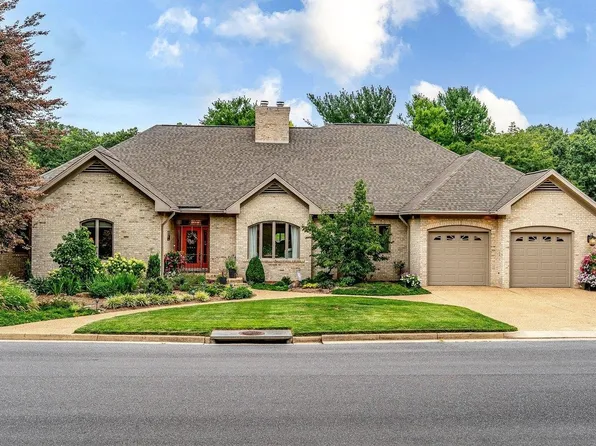 231 Divot Dr, Harrisonburg, VA 22802