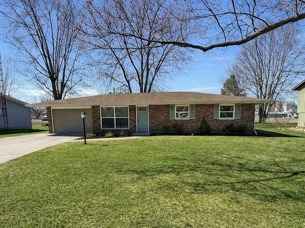 212 S Lawrence St, Fayette, OH 43521