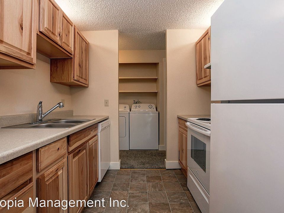 1st image of 610 A St APT 4