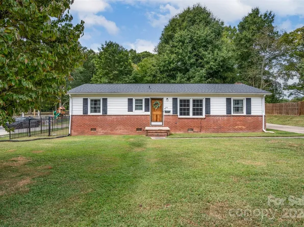 405 N Meriah St, Landis, NC 28088