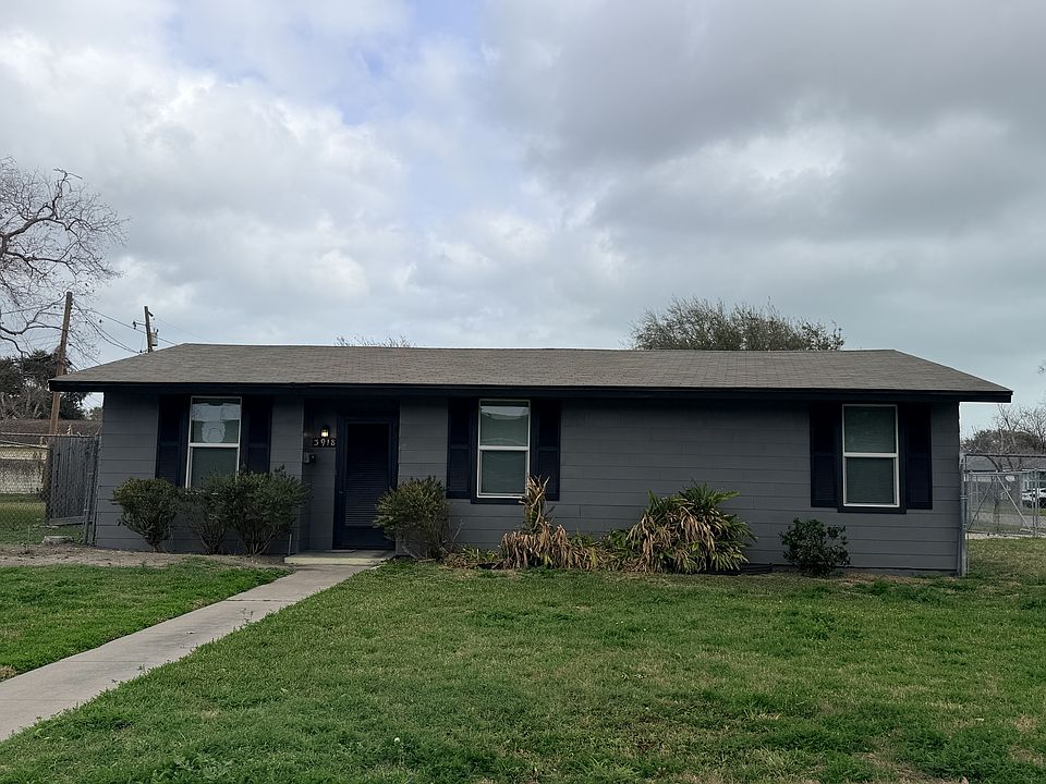 1st image of 3918 Harris Dr