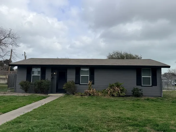 3918 Harris Dr, Corpus Christi, TX 78411