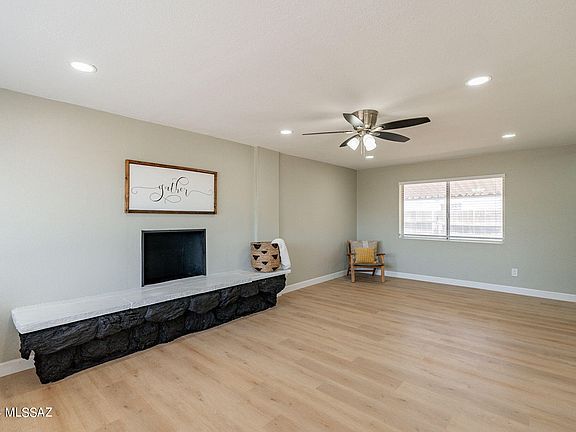 3rd image of 4841 E Baker St