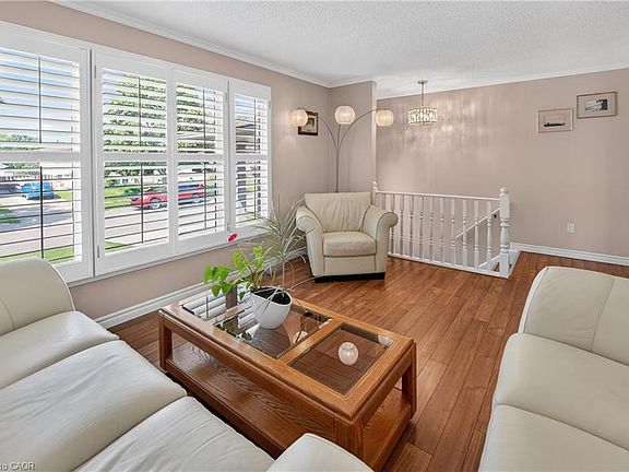 4th image of 6444 Armstrong Dr