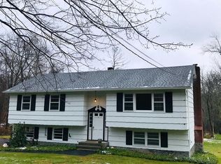 6 Moseman Rd, Yorktown Heights, NY 10598