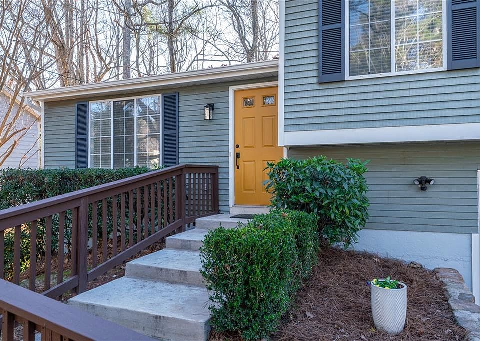 1st image of 6734 Graves Mill Dr