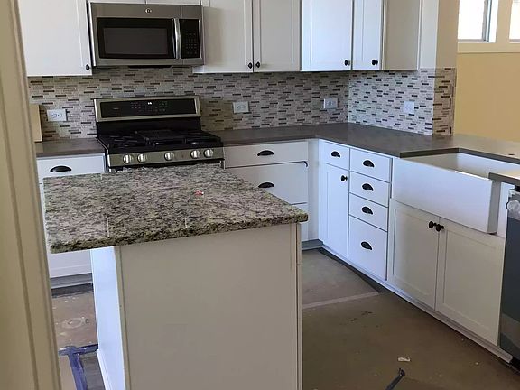 3rd image of 103 Mulberry Ct