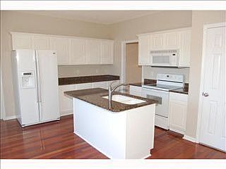 2nd image of 37 Shapiro Ct