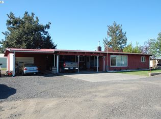 916 W Walnut St, Condon, OR 97823