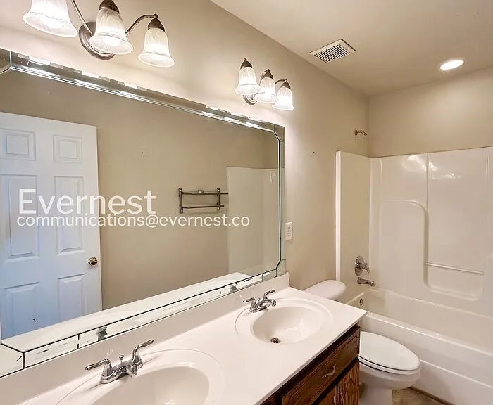 1713 Jacquelin St — Photo 18