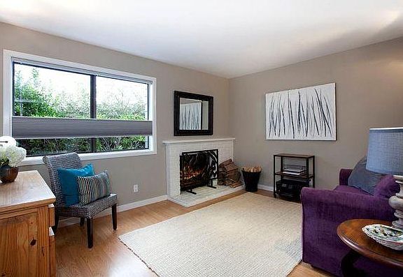 3rd image of 140 Cypress Pl #140