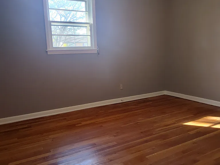 2011 Evergreen Dr — Photo 11