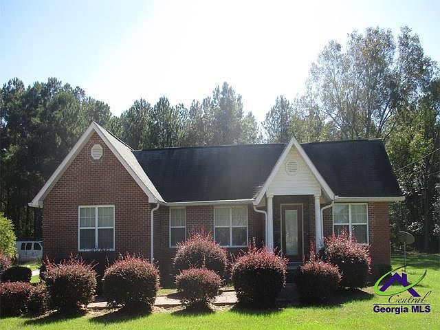 1st image of 6890 Knoxville Rd
