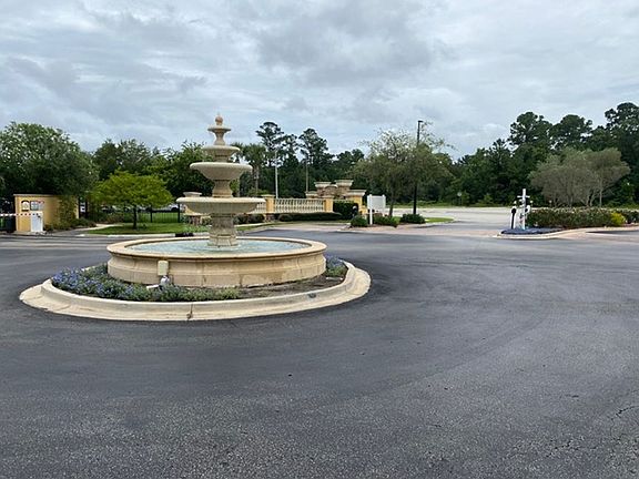 2nd image of 8539 W Gate Pkwy #9239
