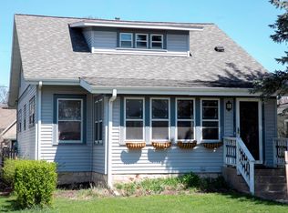 1427 Winnebago St, La Crosse, WI 54601