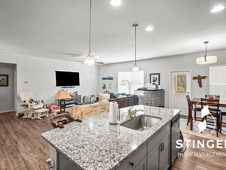 66 Keowee Ln — Photo 12