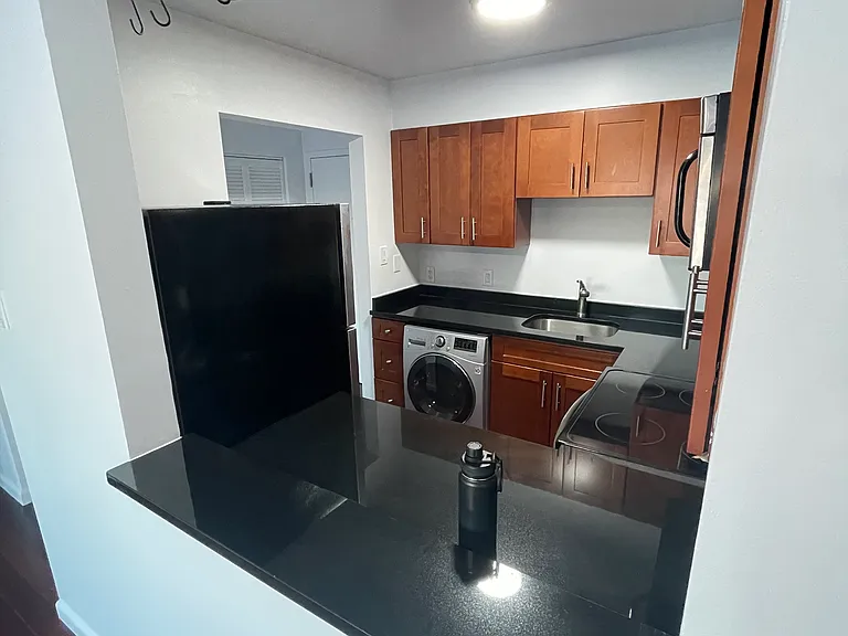1205 N St NW #605 — Photo 6