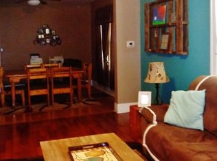 112 S Barr St, Centralia, MO 65240