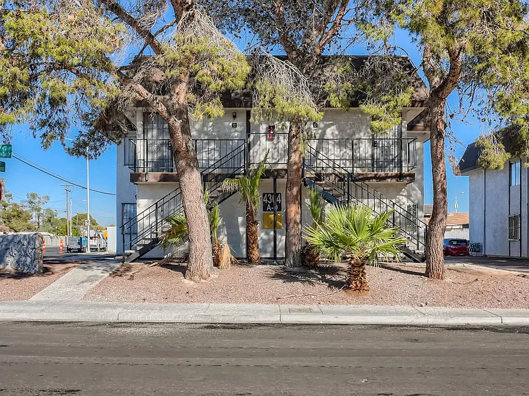 4364 Tara Ave #D — Photo 23
