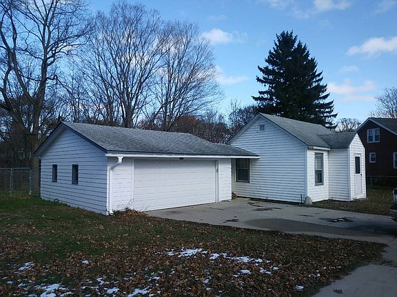 2nd image of 4806 Dowling St