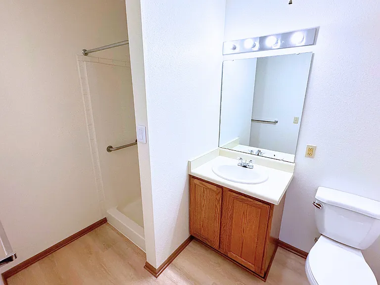 428 Talbott St #2 — Photo 12