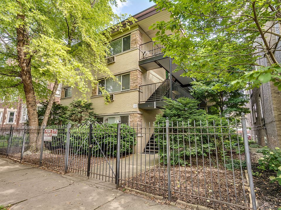 1st image of 2645 W Carmen Ave APT 103
