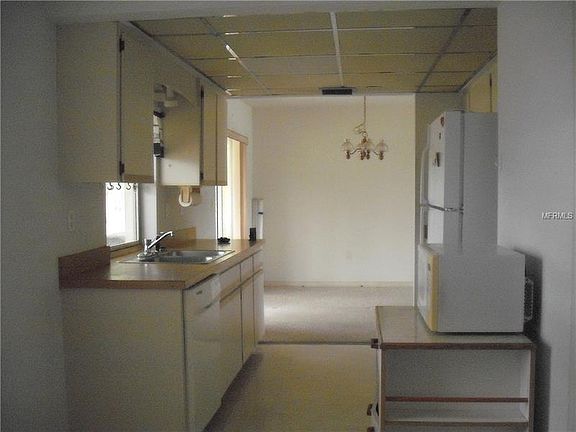 3rd image of 11240 Carnegie Ave