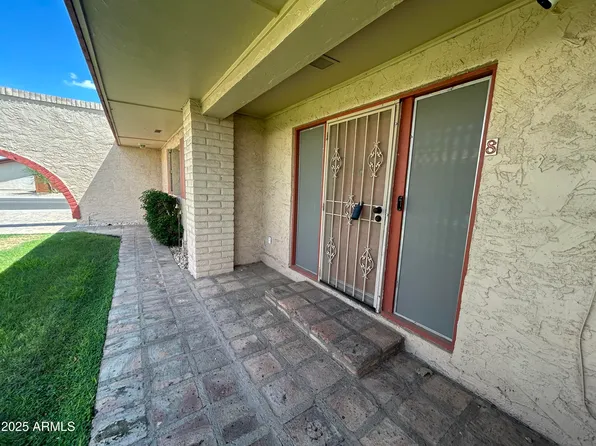 12810 N 113th Avenue #8, Youngtown, AZ 85363