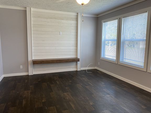 5th image of 8121 Lillian Hwy #107